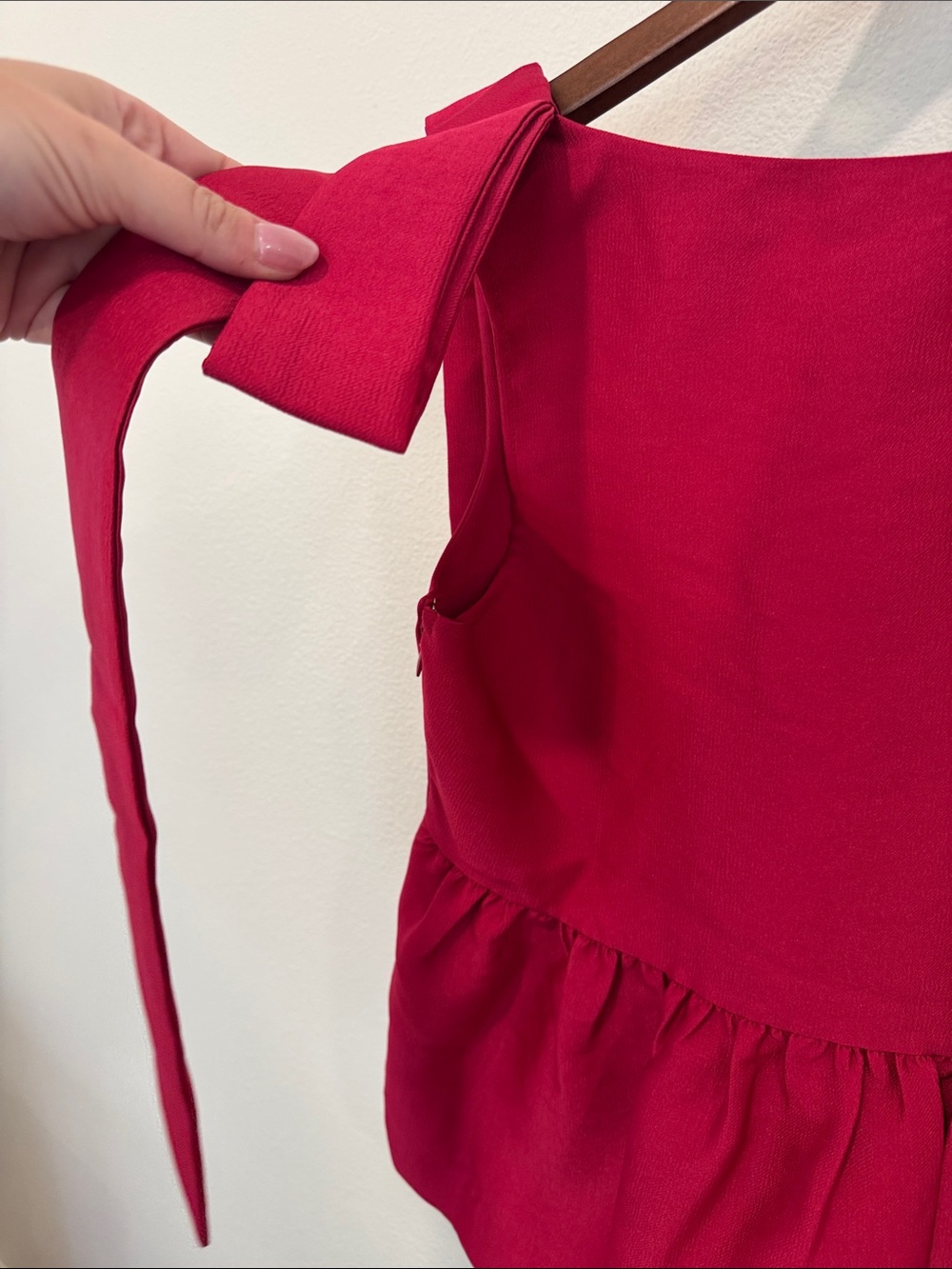 Square-Neck Peplum Camisole with Statement Shoulder Ties in Fuchsia - Picture 10 of 10